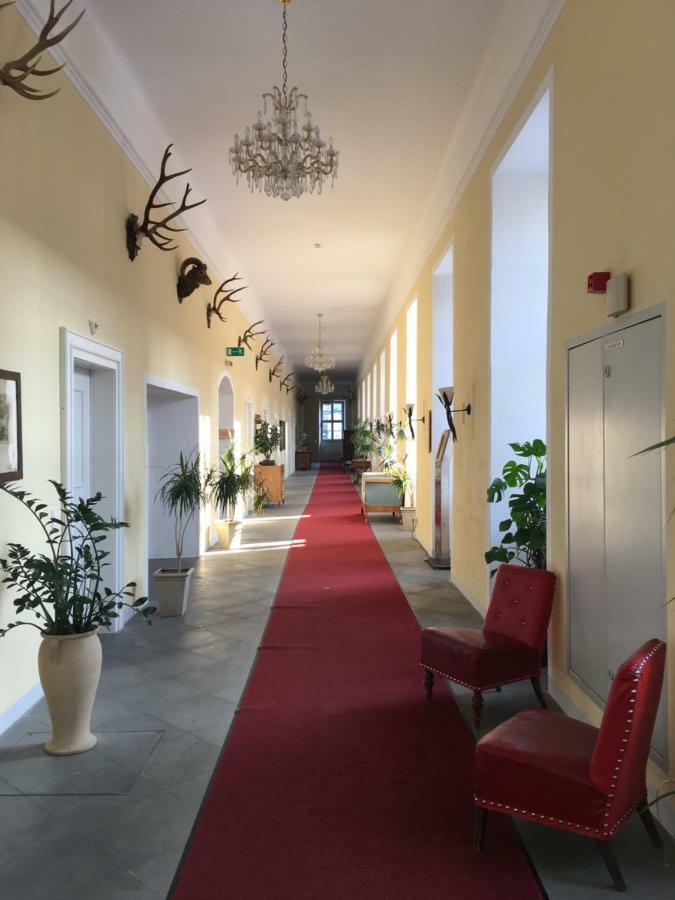 Wohnung Schloss Мондзее Екстериор снимка