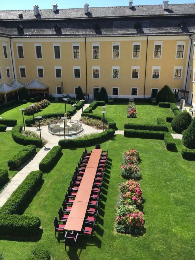 Wohnung Schloss Мондзее Екстериор снимка